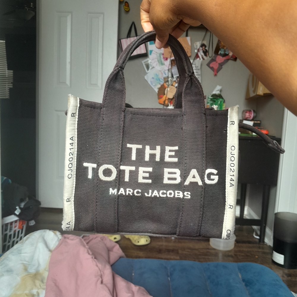 Marc Jacobs The jaquard tote bag